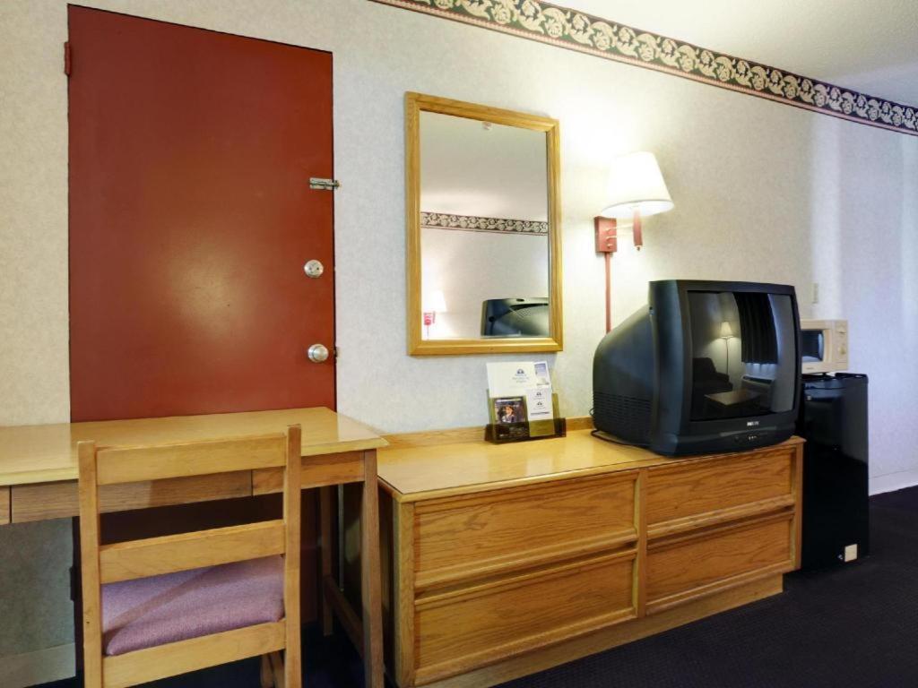 Americas Best Value Inn & Suites Macon Dış mekan fotoğraf