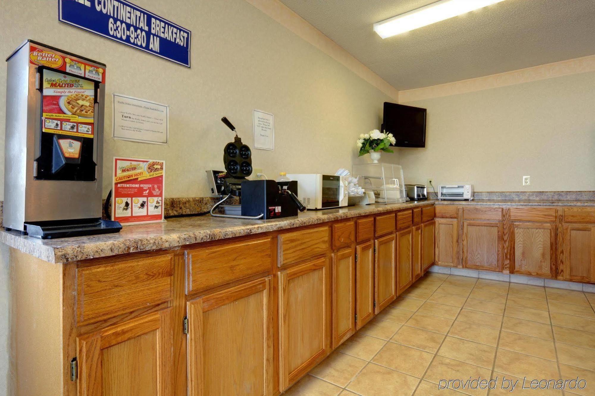 Americas Best Value Inn & Suites Macon Restoran fotoğraf